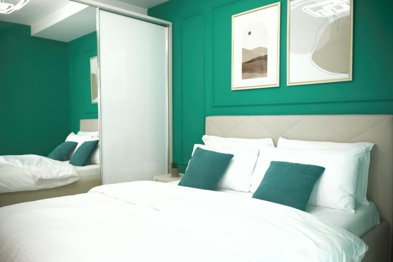 Train Station Modern App - The Nest Apartment Тирана Екстериор снимка