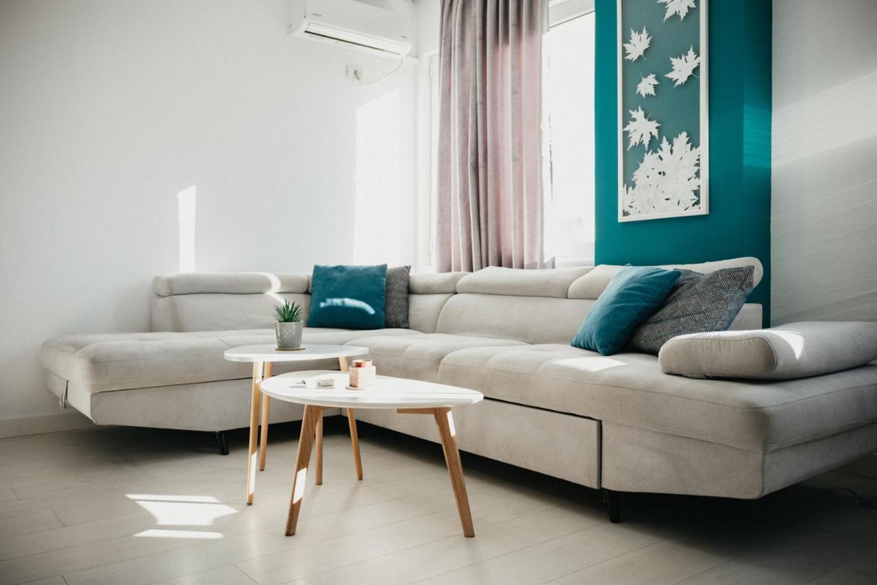 Train Station Modern App - The Nest Apartment Тирана Екстериор снимка